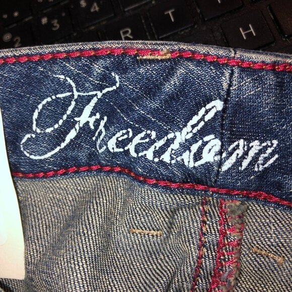 New Tommy Hilfiger Freedom Womens Size 12 Blue Low Rise Boot Cut Leg Denim Jeans - Picture 11 of 14